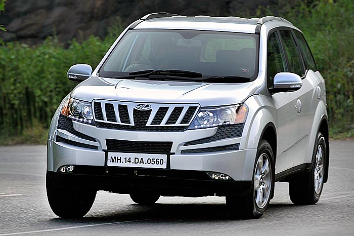 file-mahindra-xuv-500-w6-2014-cc-12510496555-jpg